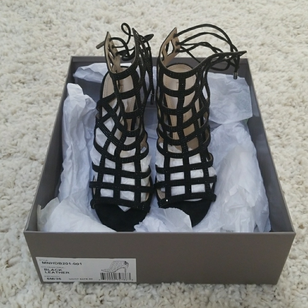 Sandals - Picture 2 of 7
